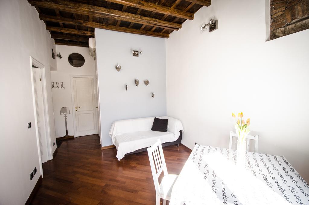 Scent Of Trastevere Rom Rum bild